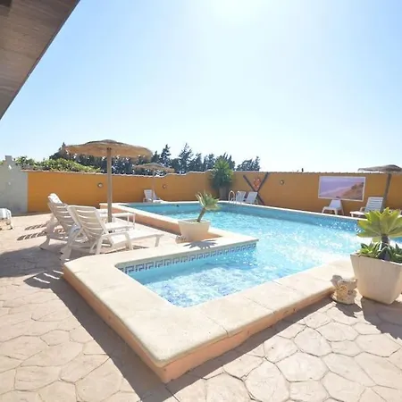 Casas Paqui Y Pablo Con Piscina Compartida En Conil Casa vacanze *